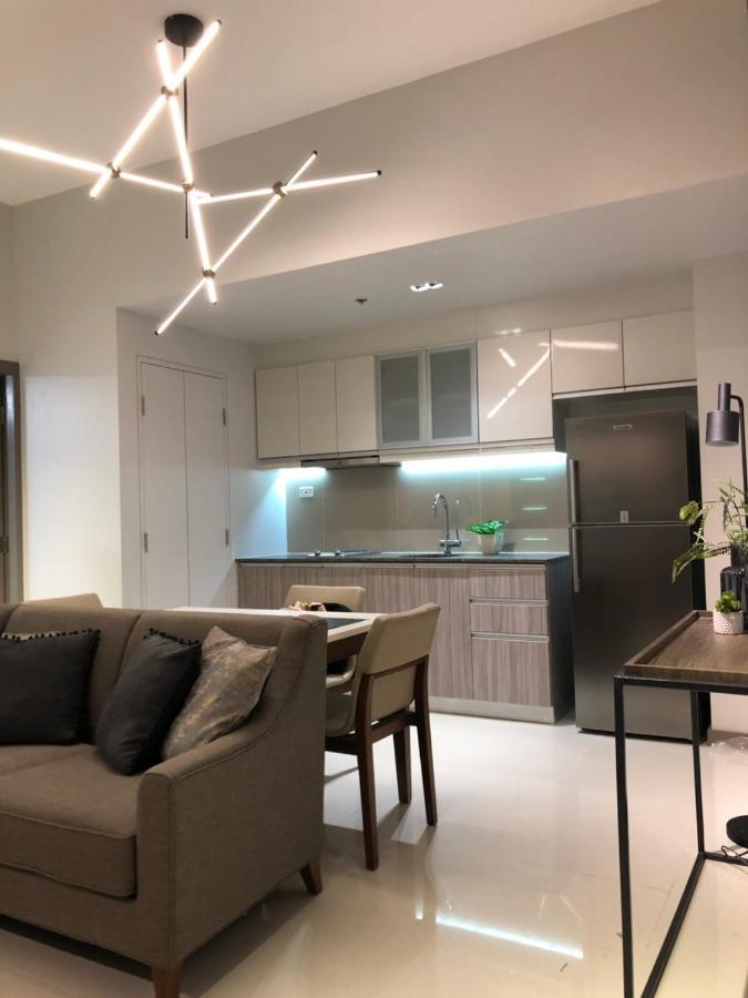 One Uptown Residence Taguig Exteriér fotografie