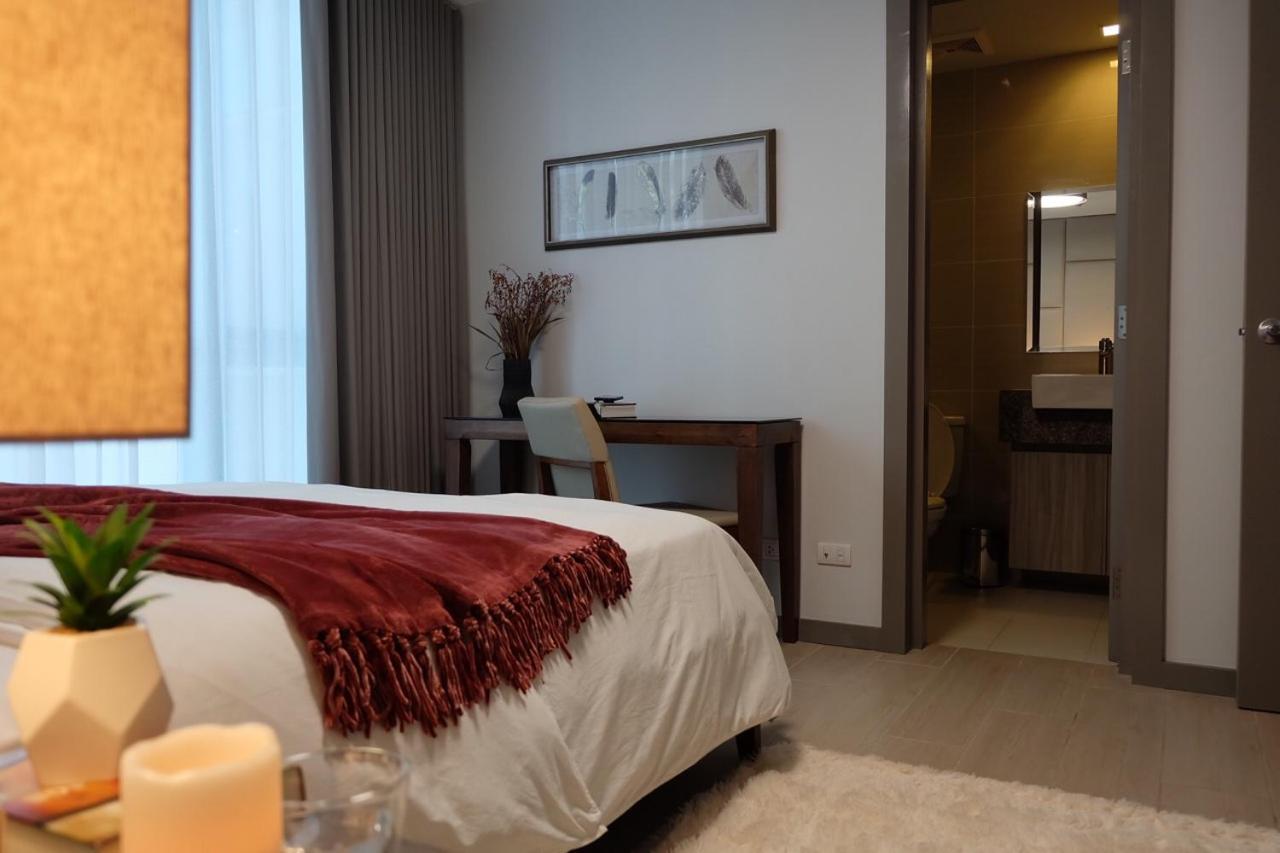 One Uptown Residence Taguig Exteriér fotografie